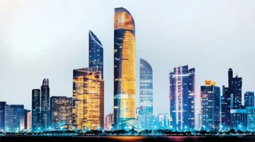 خبراء يؤكدون أن الإمارات ركيزة الاستقرار الاقتصادي والمالي في المنطقة